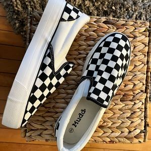 Brand new, never worn Mudd slip on checkered shoes! Super cute!